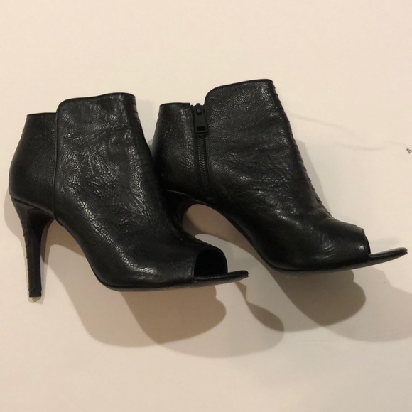 🙌🏻HP🙌🏻Gorgeous Joie Ankle Boots🙌🏻 - Picture 3 of 14